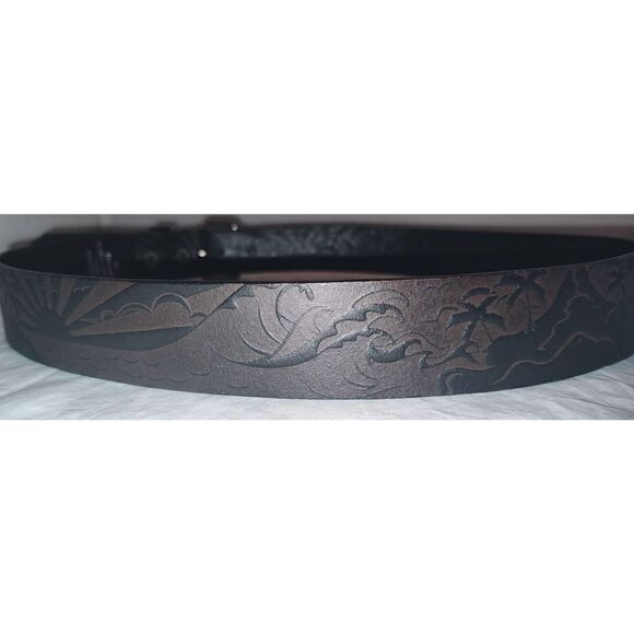 Sunset Beach Palm tree embossed Genuine leather belt Size 36 Brown with silver t - Picture 7 of 7